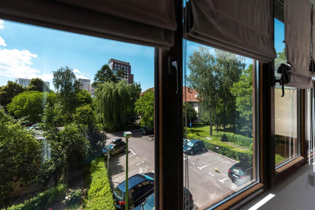 La Nueve Suite Braşov Buitenkant foto