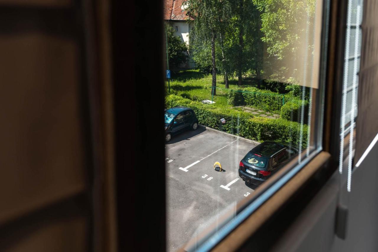 La Nueve Suite Braşov Buitenkant foto