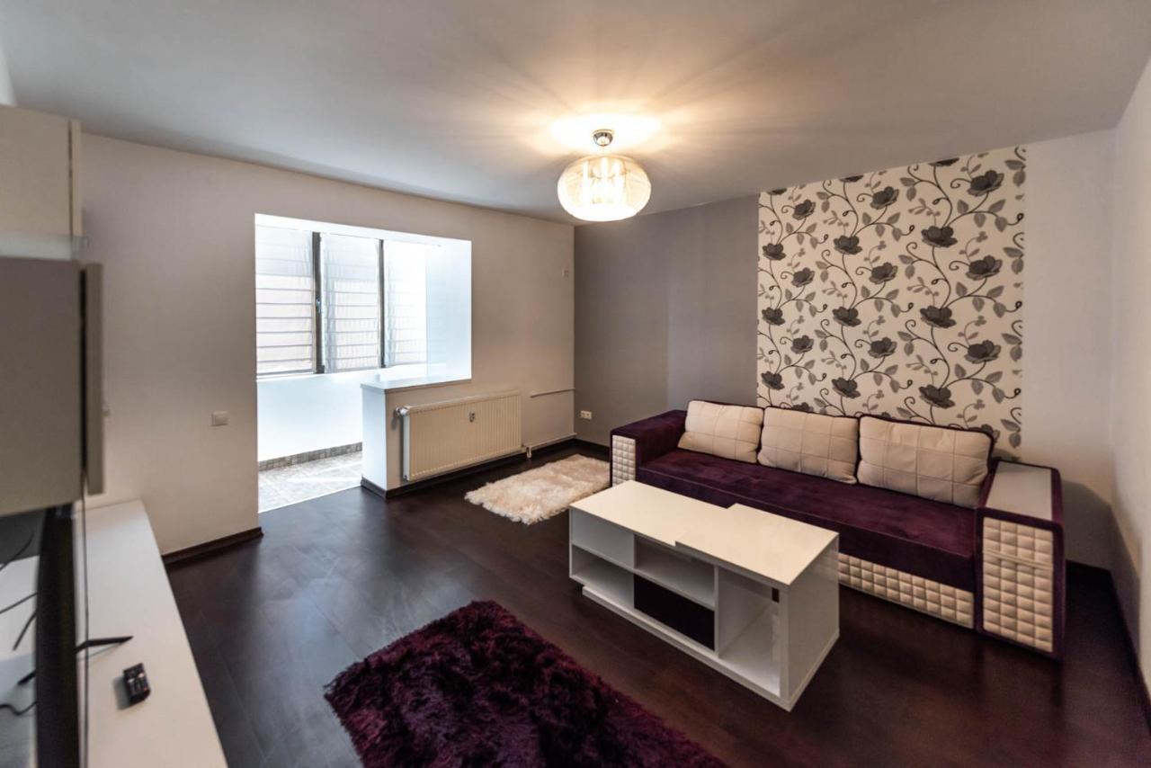 La Nueve Suite Braşov Buitenkant foto